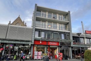 Woning aan de Grotekerkplein te Rotterdam