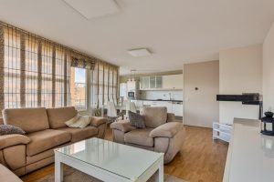 Woning aan de Jan van Duivenvoordestraat te Amsterdam