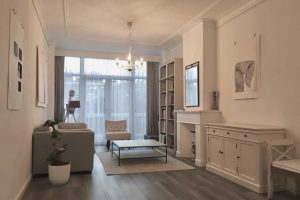 Woning aan de Johannes Camphuijsstraat te Den Haag