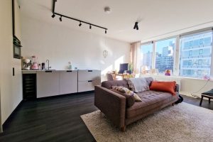 Woning aan de Karel Doormanstraat te Rotterdam