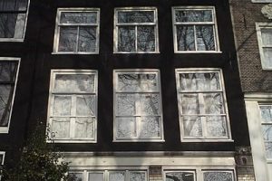 Woning aan de Kattenburgergracht te Amsterdam