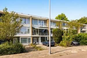 Woning aan de Kruidenommegang te Duivendrecht