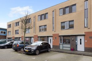 Woning aan de Laan van Braat te Delft
