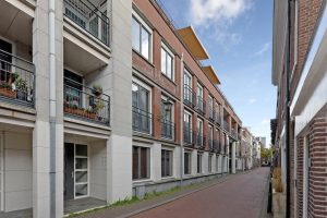 Woning aan de Laan van Roos en Doorn te Den Haag
