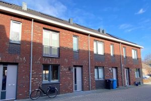 Woning aan de Lambrecht van Linschotenstraat te Delft