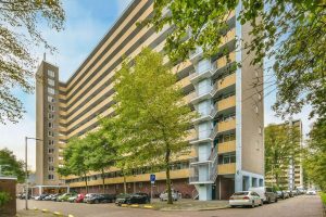 Woning aan de Langswater te Amsterdam