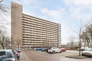 Woning aan de Langswater te Amsterdam