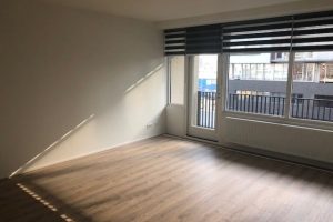 Woning aan de Martini van Geffenstraat te Amsterdam