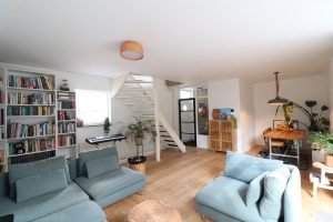 Woning aan de Mien Labbertonstraat te Amsterdam