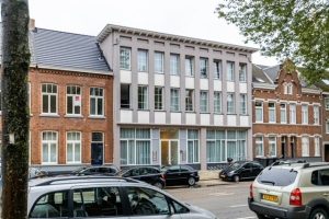 Woning aan de Minderbroederssingel te Roermond