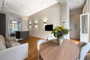 Woning aan de Nassauplein te Den Haag