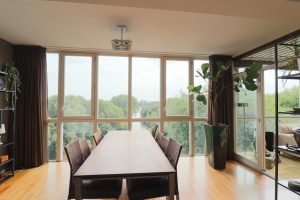 Woning aan de Oeverpad te Amsterdam