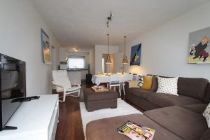 Woning aan de Oostelijk Halfrond te Amstelveen