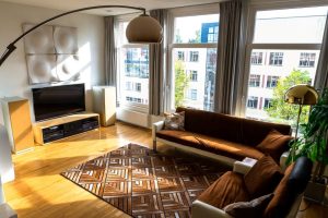 Woning aan de Overtoom te Amsterdam