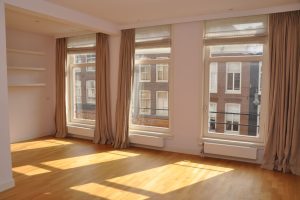 Woning aan de Pieter Cornelisz. Hooftstraat te Amsterdam