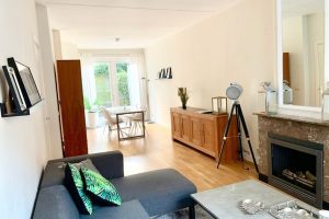 Woning aan de Pieter van den Zandestraat te Den Haag