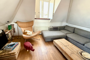 Woning aan de Roerstraat te Den Haag