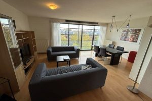 Woning aan de Sloterkade te Amsterdam