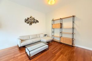 Woning aan de Van Baerlestraat te Amsterdam