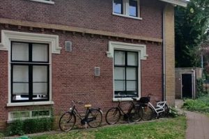 Woning aan de Van Hogenhoucklaan te Den Haag