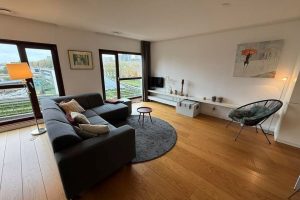 Woning aan de Van Leijenberghlaan te Amsterdam