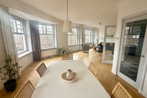 Woning aan de Vondelstraat te Den Haag