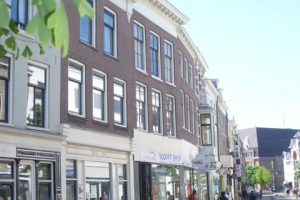 Woning aan de Voorstraat te Utrecht