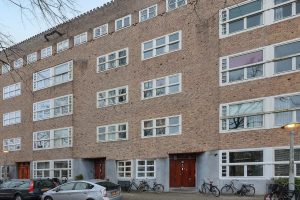 Woning aan de Vrijheidslaan te Amsterdam