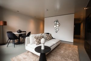 Woning aan de Warmoesstraat te Amsterdam