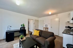 Woning aan de West-Kruiskade te Rotterdam