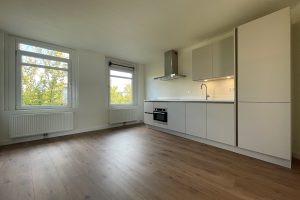 Woning aan de Willem de Zwijgerlaan te Amsterdam