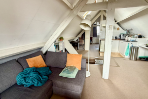 Woning aan de Witte de Withstraat te Den Haag