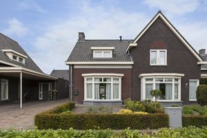 Woonhuis in Hoogeloon