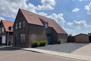 Woning aan de Schoolstraat te Eede