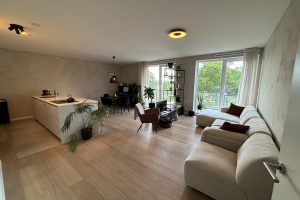 Woning aan de Bella Vistastraat te Amsterdam