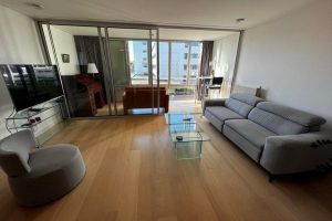 Woning aan de Arent Janszoon Ernststraat te Amsterdam