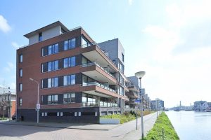 Woning aan de Koningsveld te Delft