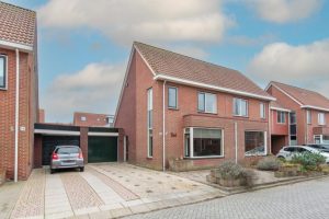 Woonhuis in Tuitjenhorn